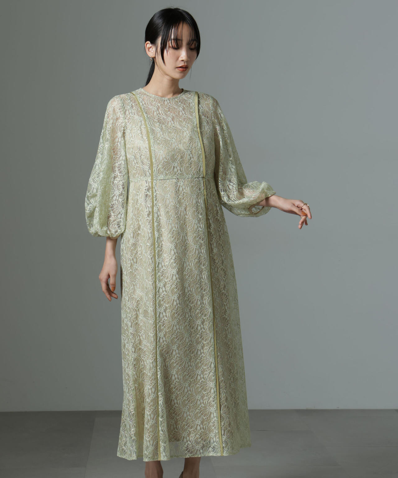 kaene/パイピングレースエプロンドレス 6714219032