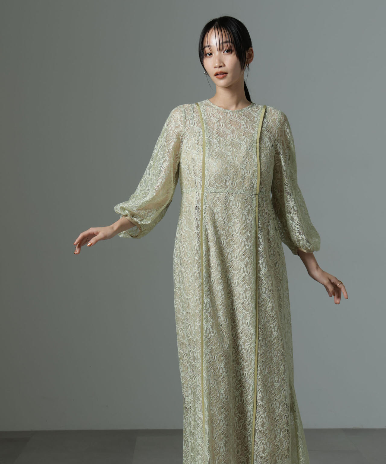 kaene/パイピングレースエプロンドレス 6714219032