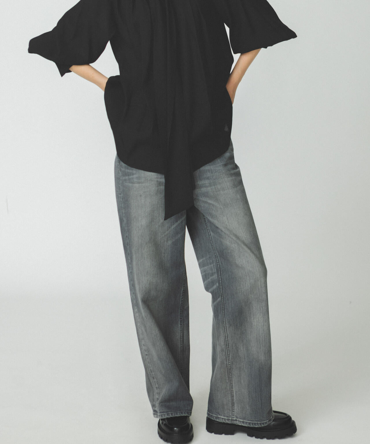 Healthy DENIM/別注 Pink Pepper ワイドストレートデニム グレー 6714227016