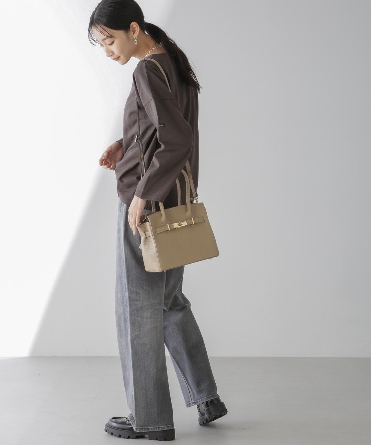 AULENTTI/ターンロックモチーフ2wayトートバッグ 6714232204