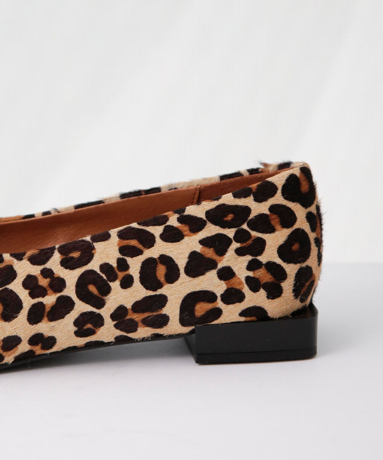 ANGEL ALARCON/レオパードハラコ ポインテッドパンプス 6714233117