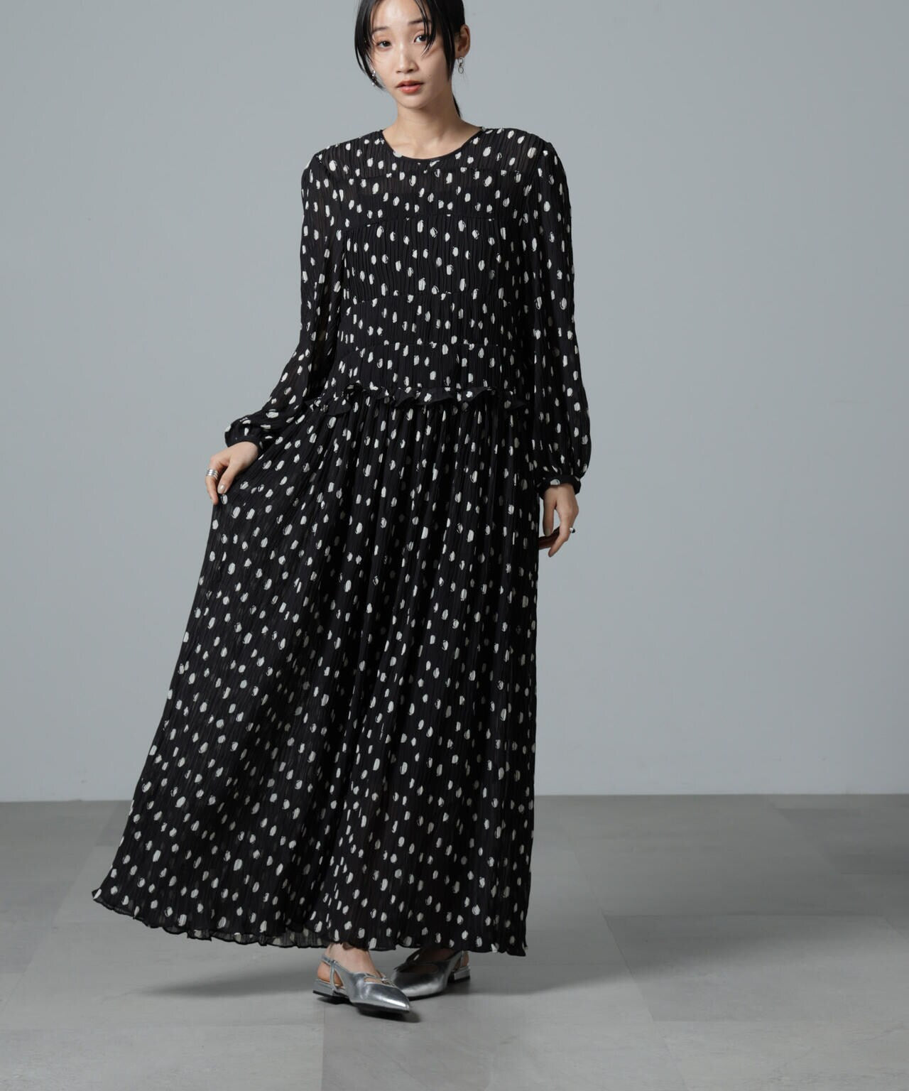BAUM UND PFERDGARTEN/Plisse Dot ワンピース 6715119038