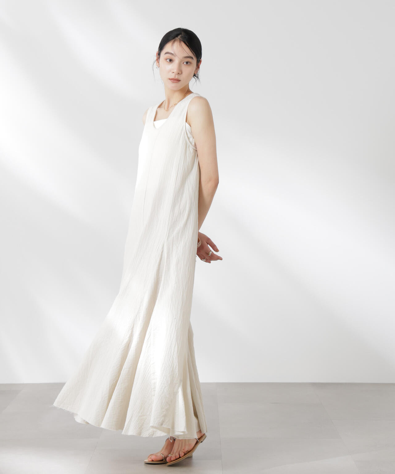 GREYCHORD/ASHLEY スリーブレスドレス 6715119051