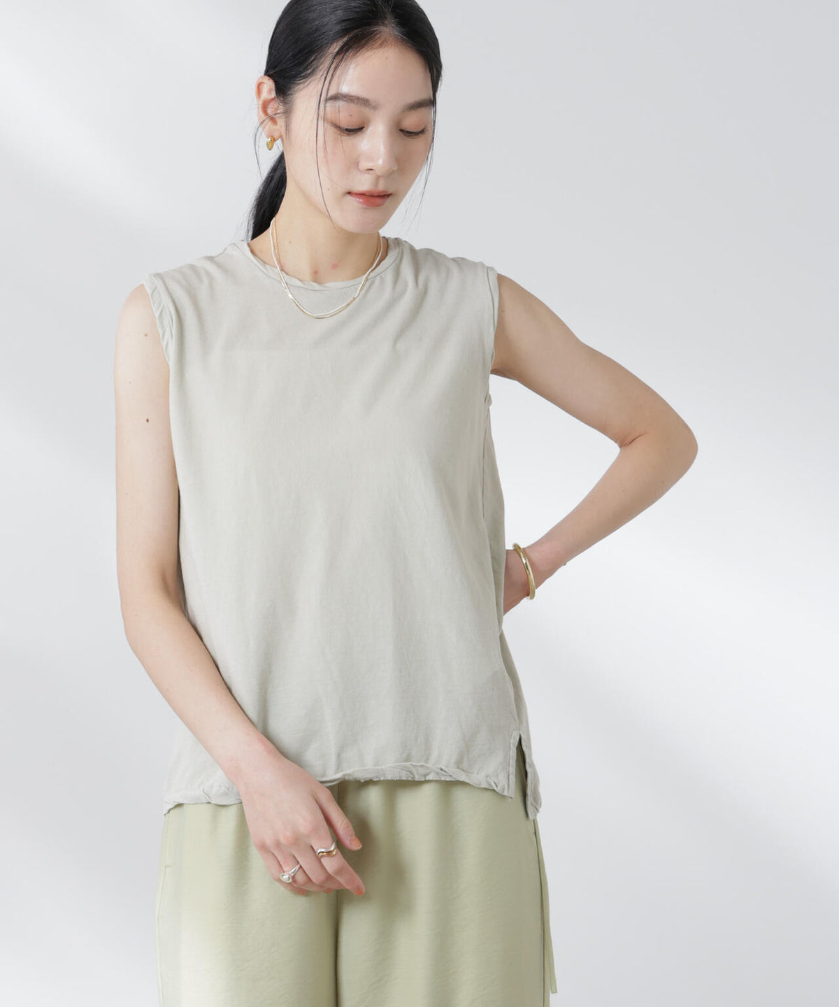 GREYCHORD/SOFIE スリーブレスTシャツ 6715124021