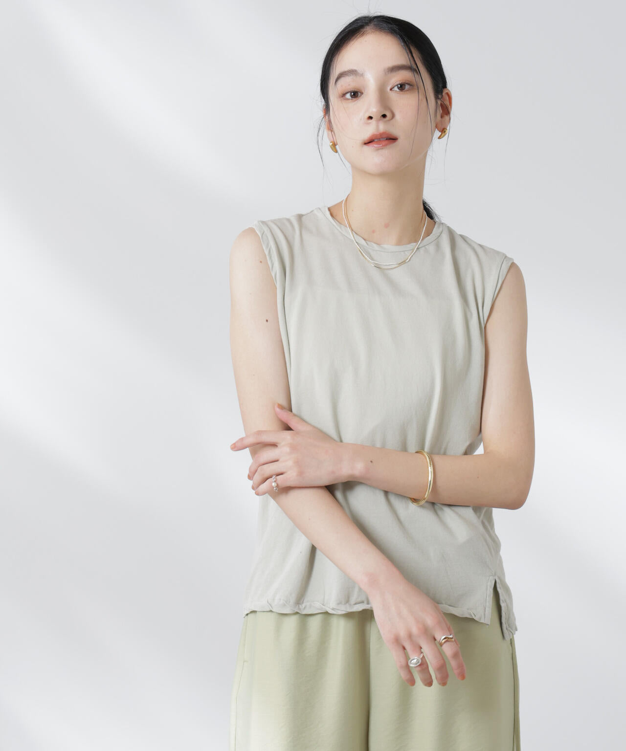 GREYCHORD/SOFIE スリーブレスTシャツ 6715124021