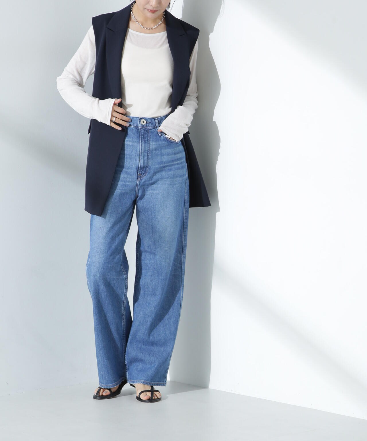 upper hights/THE NIECE ハイライズワイドストレート デニム 6715127026