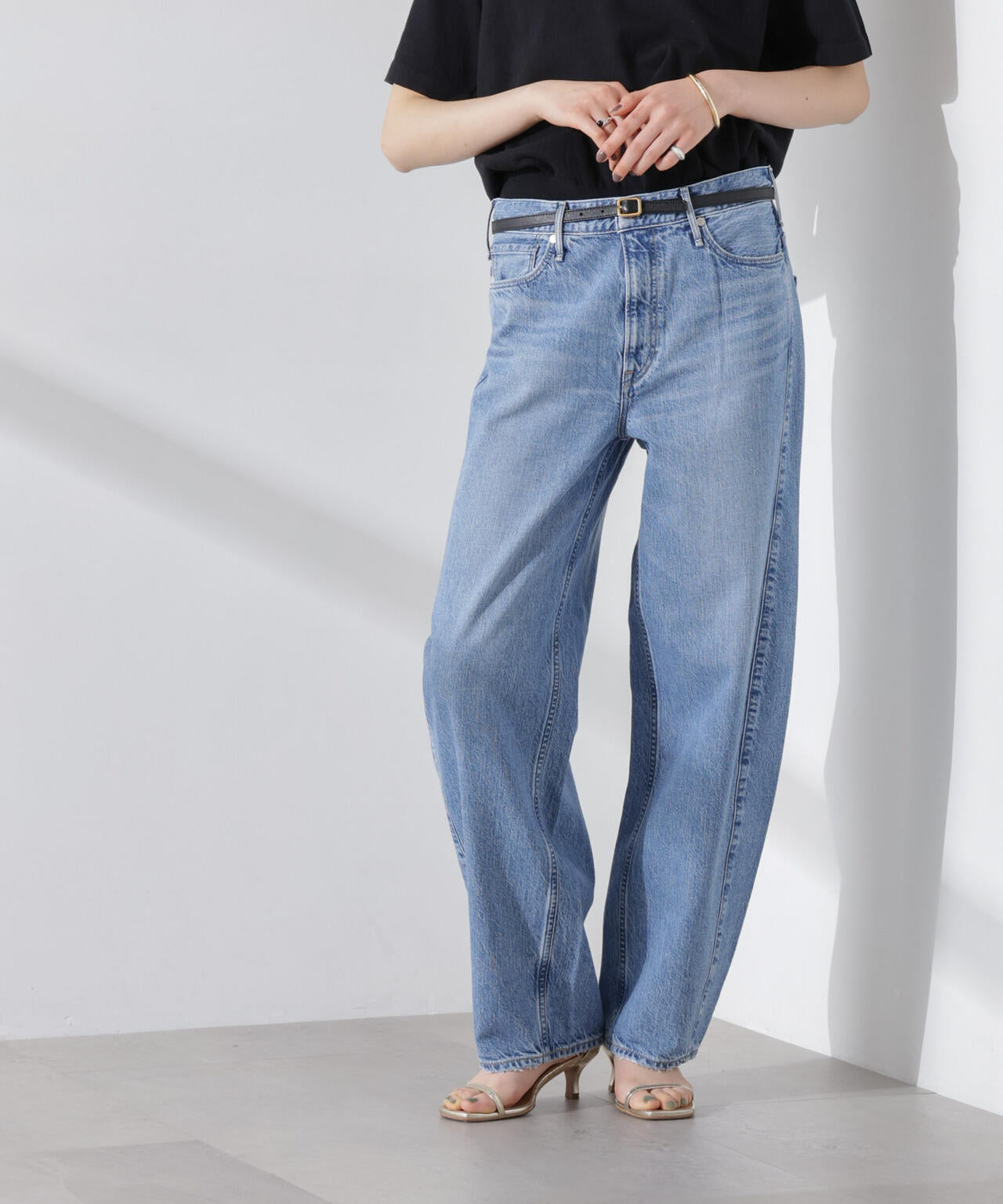 upper hights/THE DONA ミッドライズバルーンデニム 6715127045