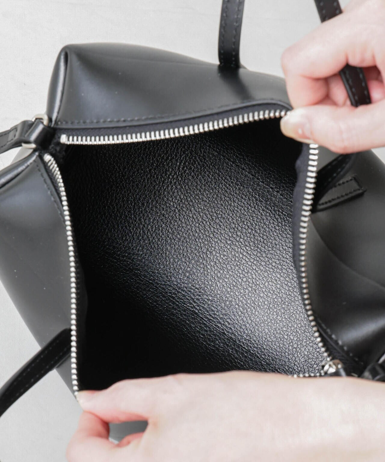 YAHKI/W FACE 2WAYスクエアボストンバッグ 6715132050