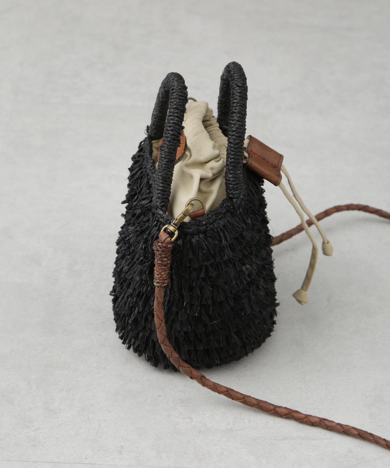 IBELIV/NAKA 6715132063