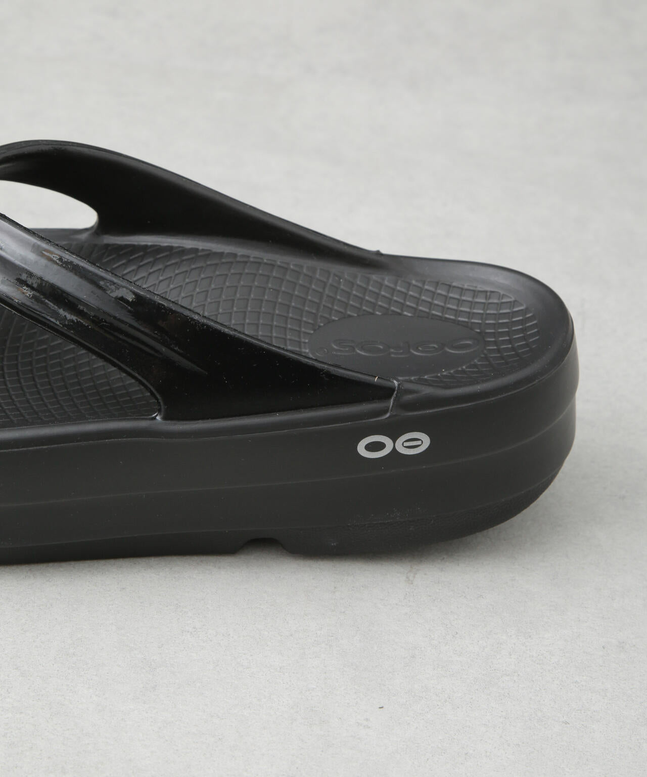 OOFOS/OOmega_Black 6715135116