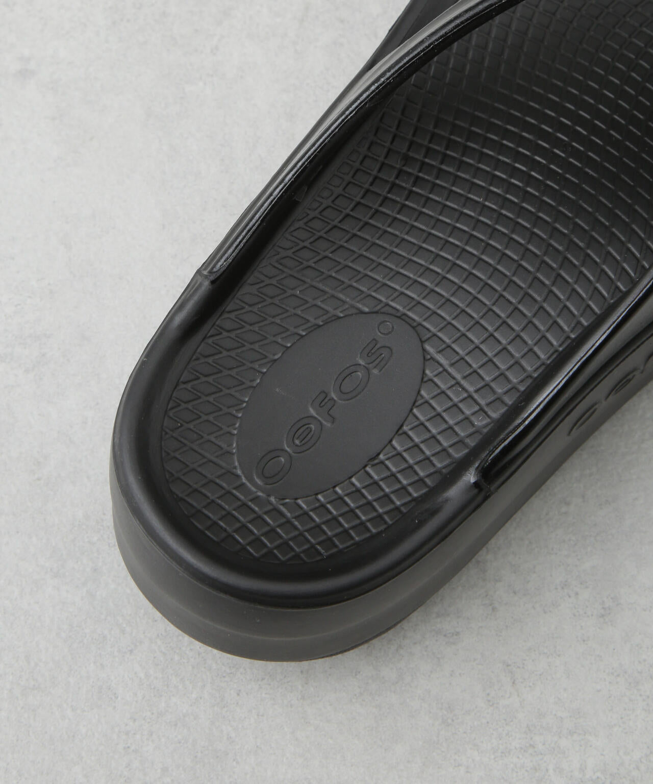 OOFOS/OOmega_Black 6715135116
