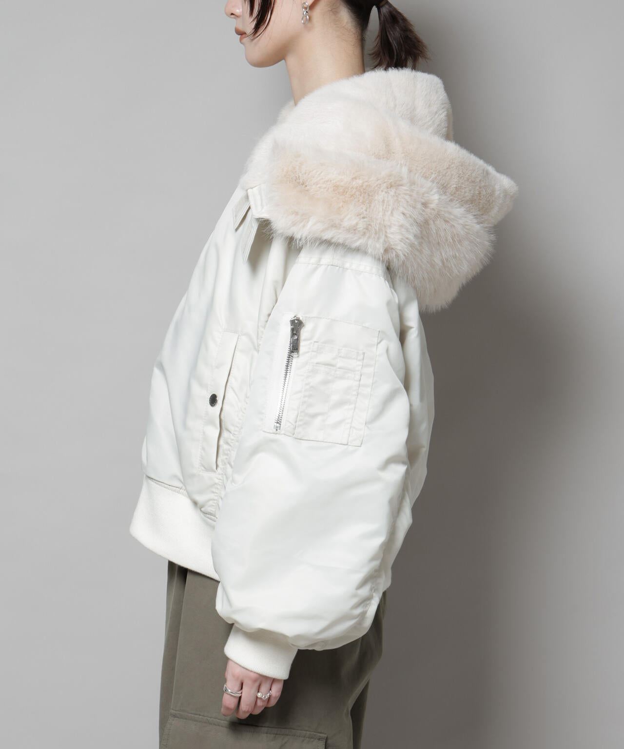 upper hights/THE U-2 HOODIE OFF WHITE 6715212008