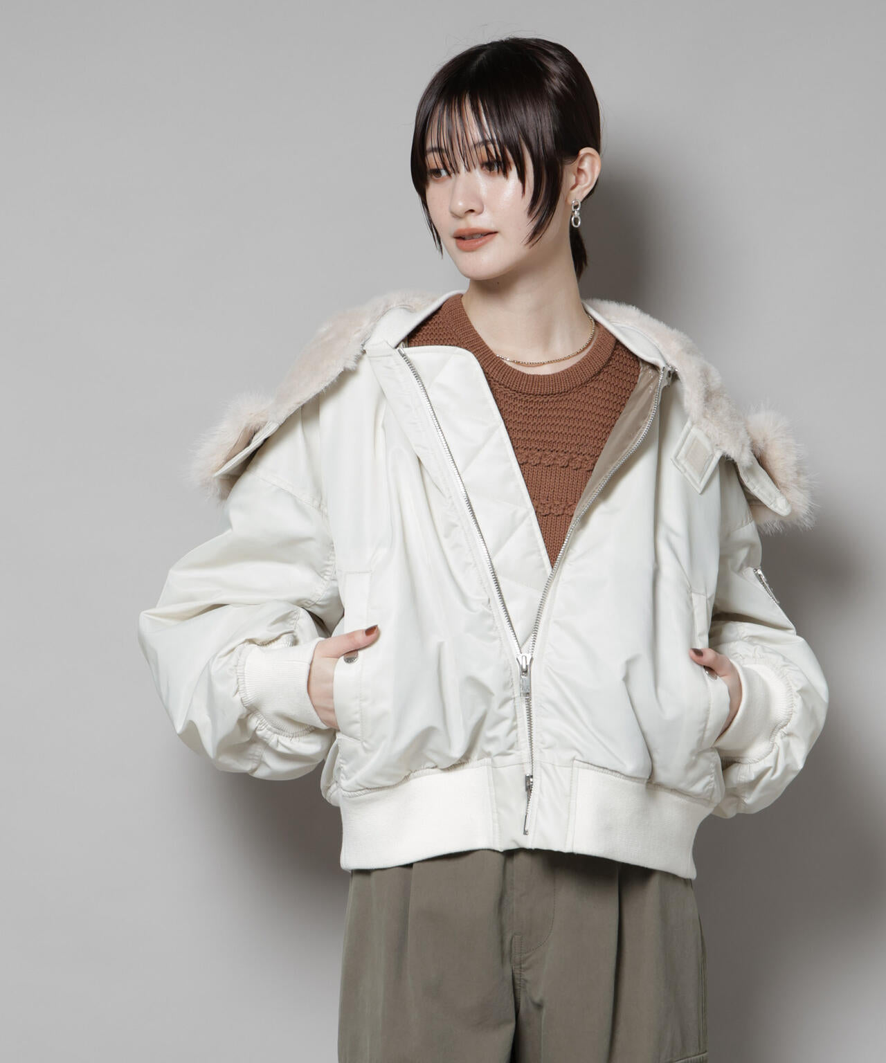 upper hights/THE U-2 HOODIE OFF WHITE 6715212008