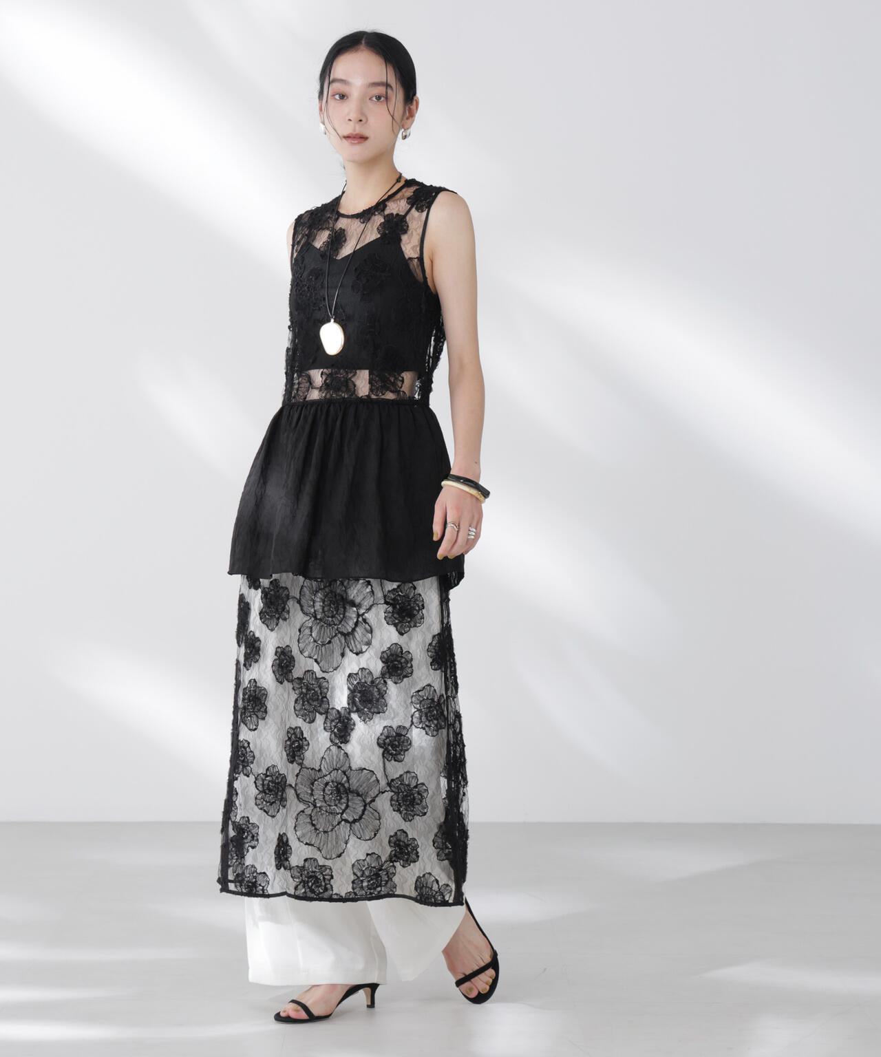 BAUM UND PFERDGARTEN/Flower Lace ワンピース 6715219040
