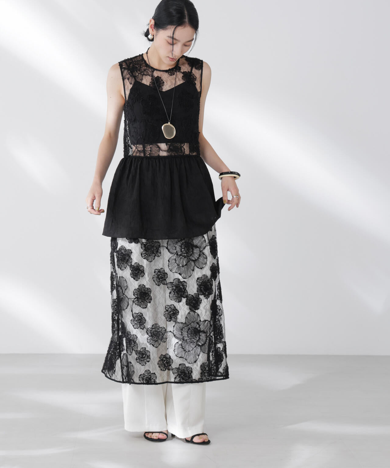 BAUM UND PFERDGARTEN/Flower Lace ワンピース 6715219040