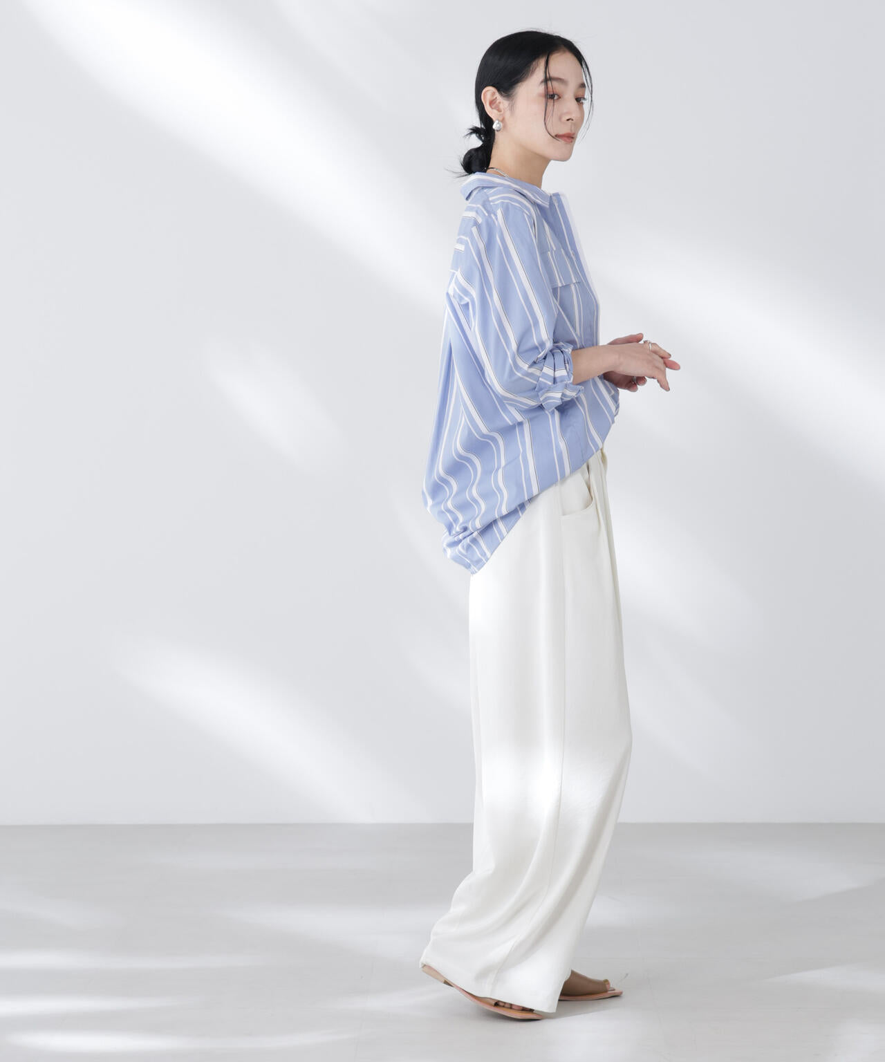 BAUM UND PFERDGARTEN/Striped Cotton シャツ 6715220026