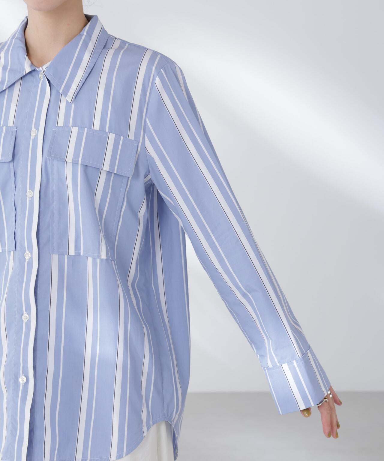 BAUM UND PFERDGARTEN/Striped Cotton シャツ 6715220026