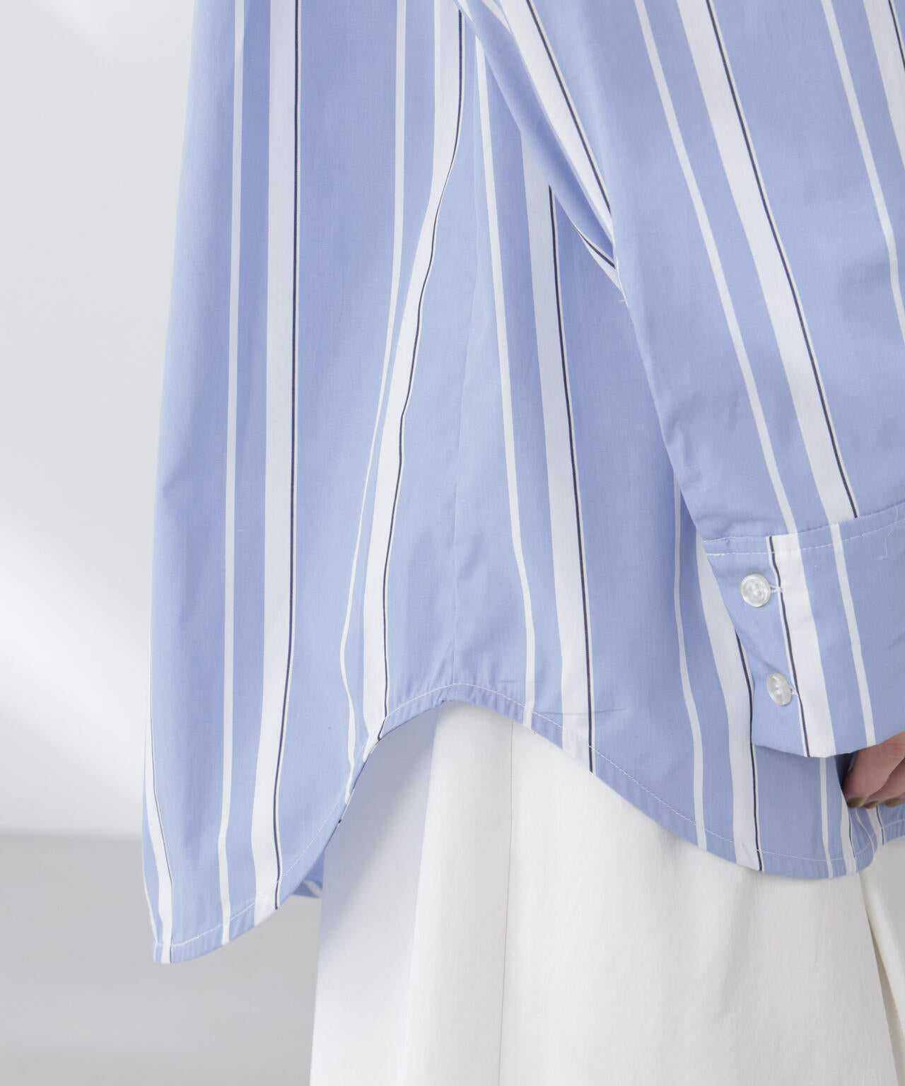 BAUM UND PFERDGARTEN/Striped Cotton シャツ 6715220026
