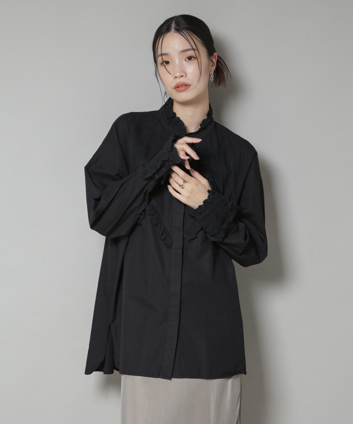 Sara mallika/COTTON PINTUCK LACE BLOUSE 6715221001