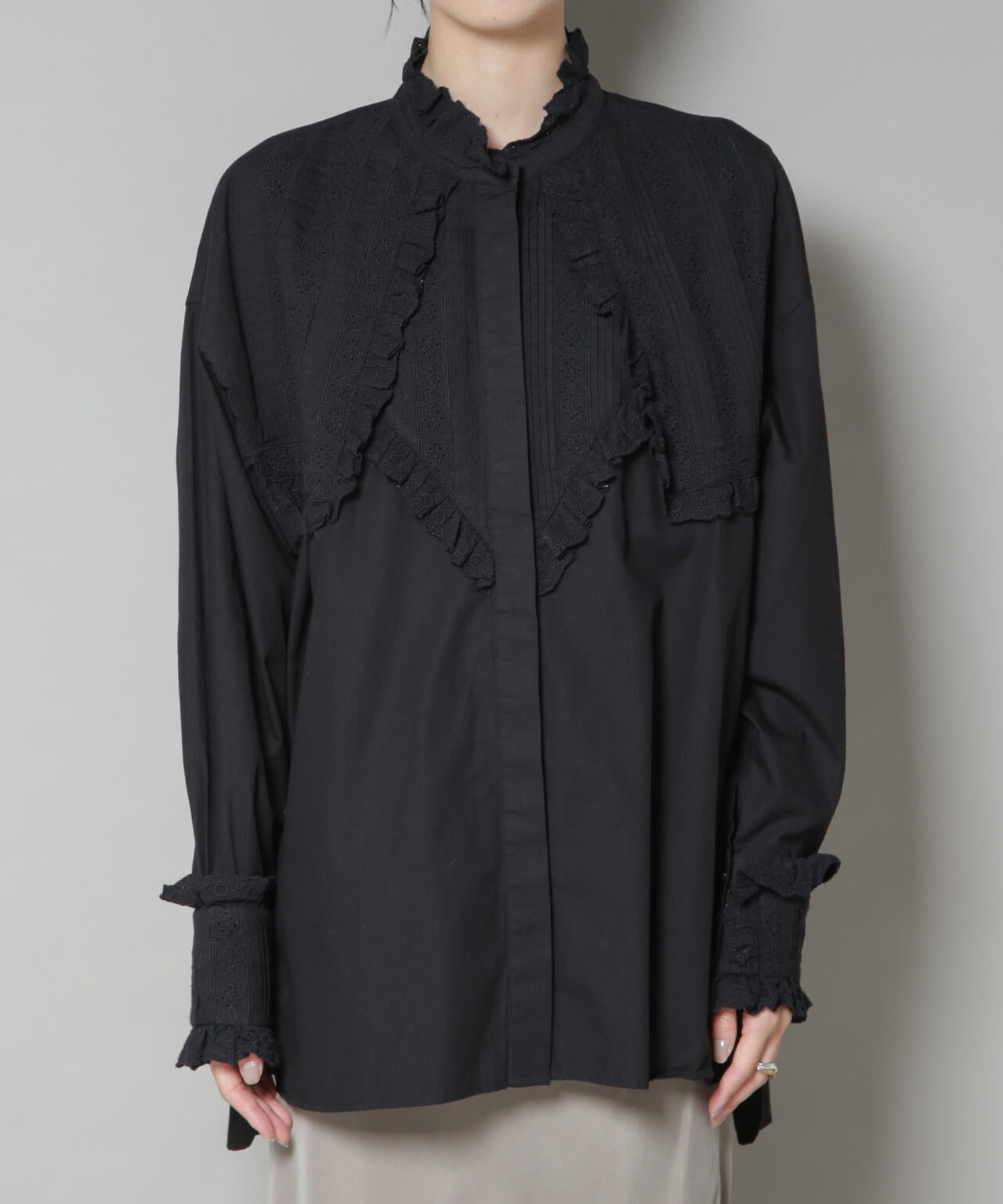 Sara mallika/COTTON PINTUCK LACE BLOUSE 6715221001
