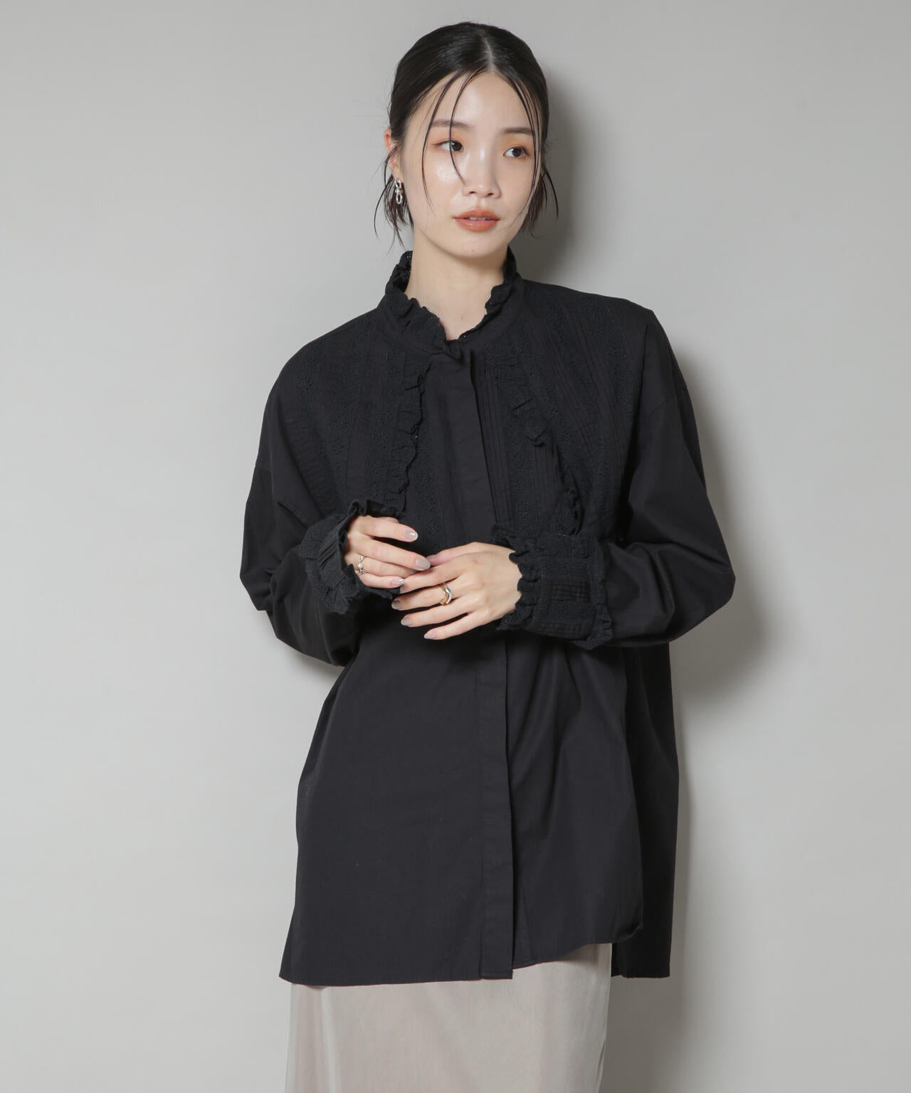 Sara mallika/COTTON PINTUCK LACE BLOUSE 6715221001