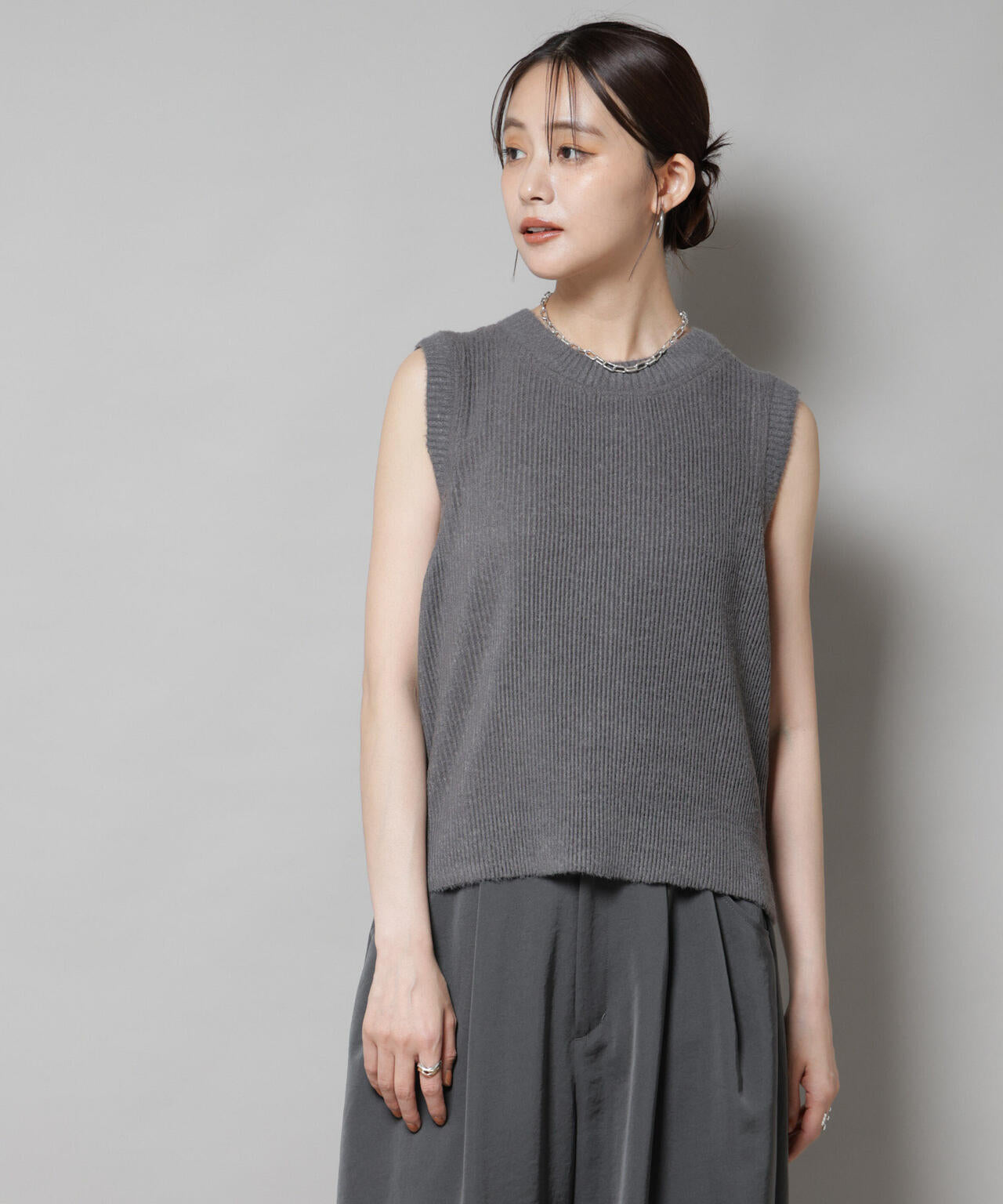 Gongdid Design/Knit pleated vest 6715222059