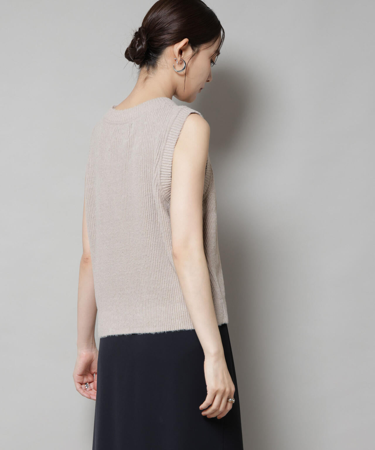 Gongdid Design/Knit pleated vest 6715222059