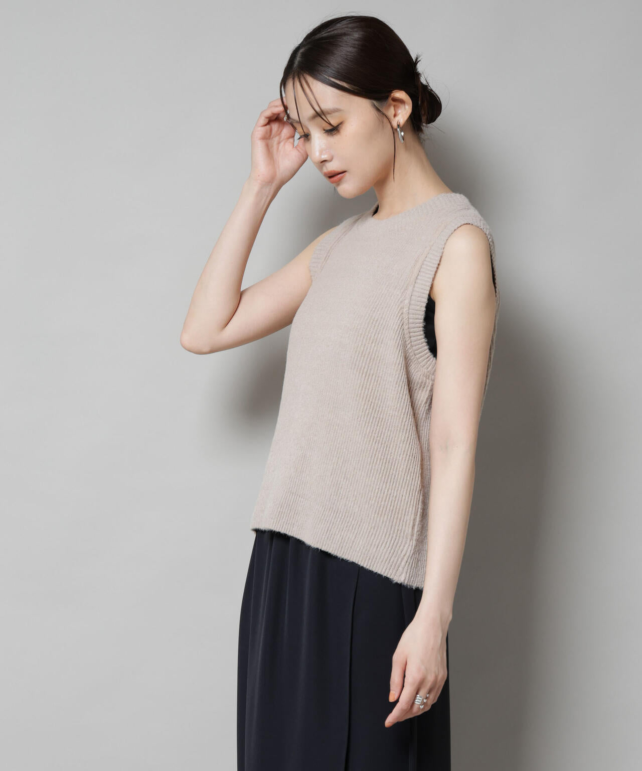 Gongdid Design/Knit pleated vest 6715222059