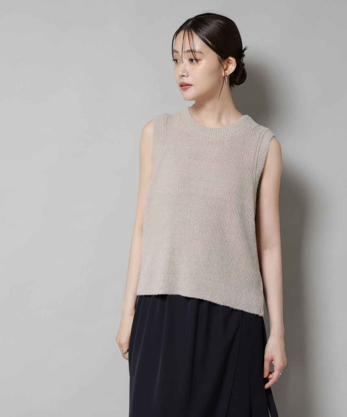 Gongdid Design/Knit pleated vest 6715222059