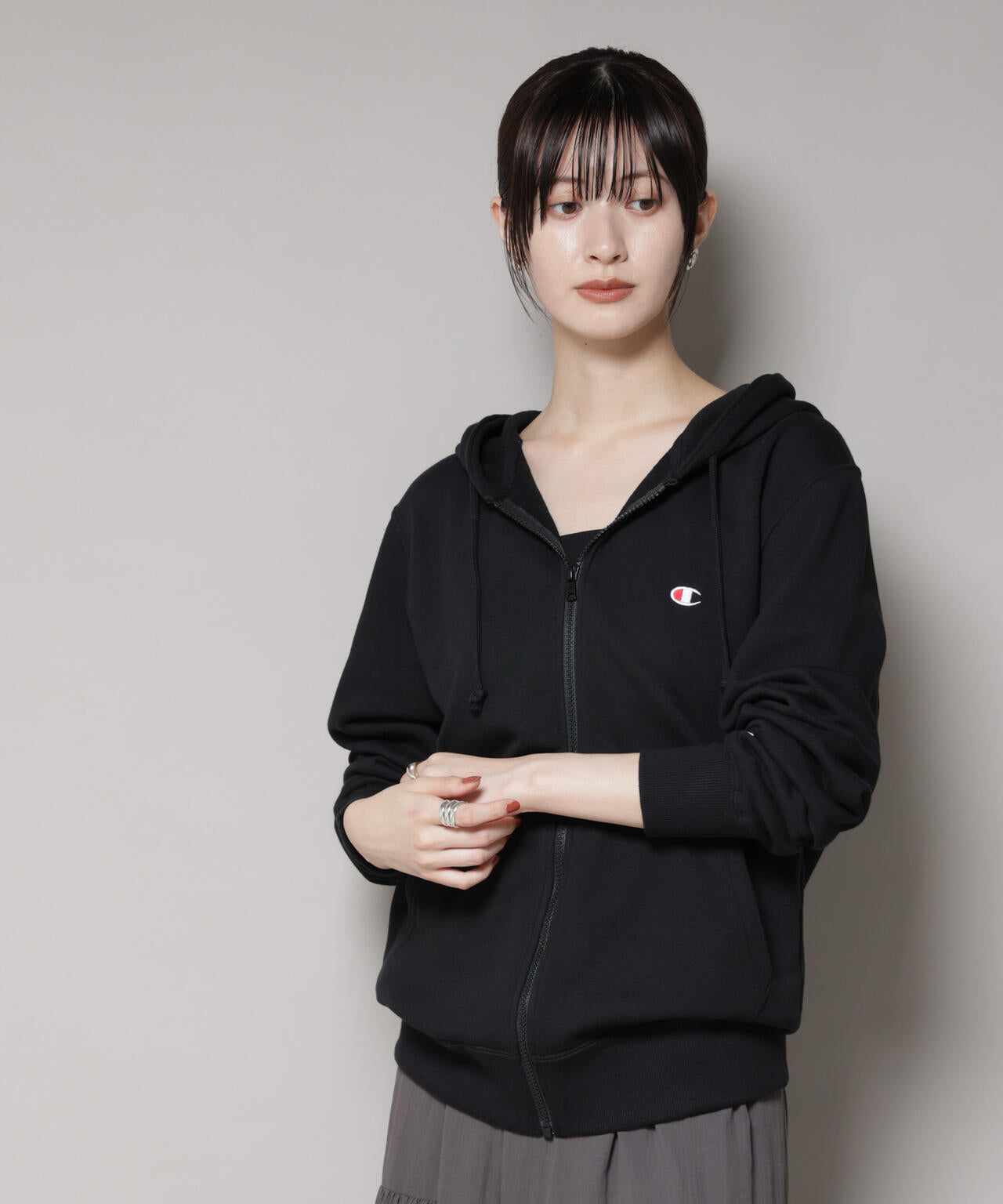 Champion/ZIP HOODED SWEATSHIRT 6715223038