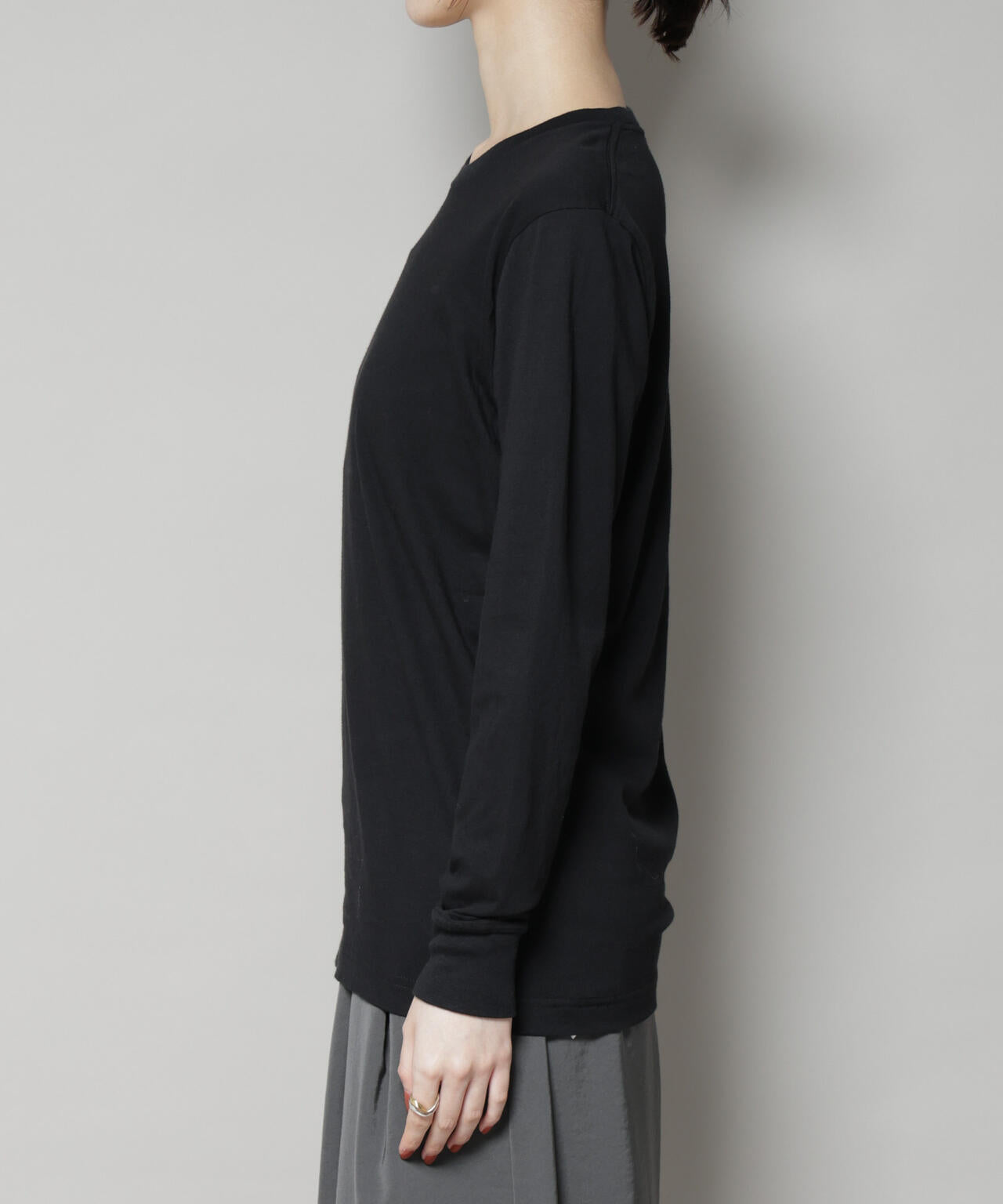 Hanes/2P Japan Fit クルーネックロングスリーブTシャツ 6715223046