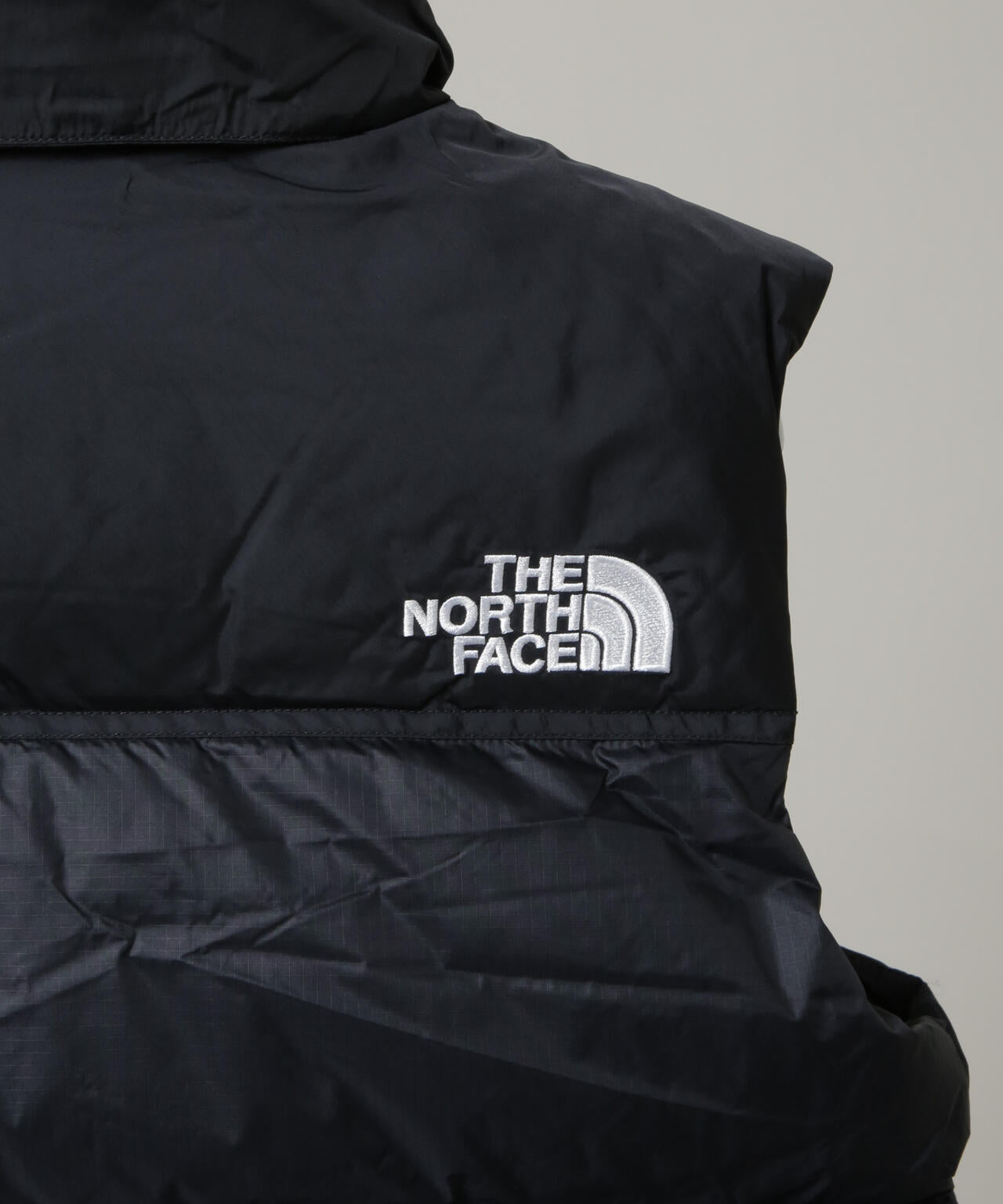THE NORTH FACE/Nuptse Vest 6715225008