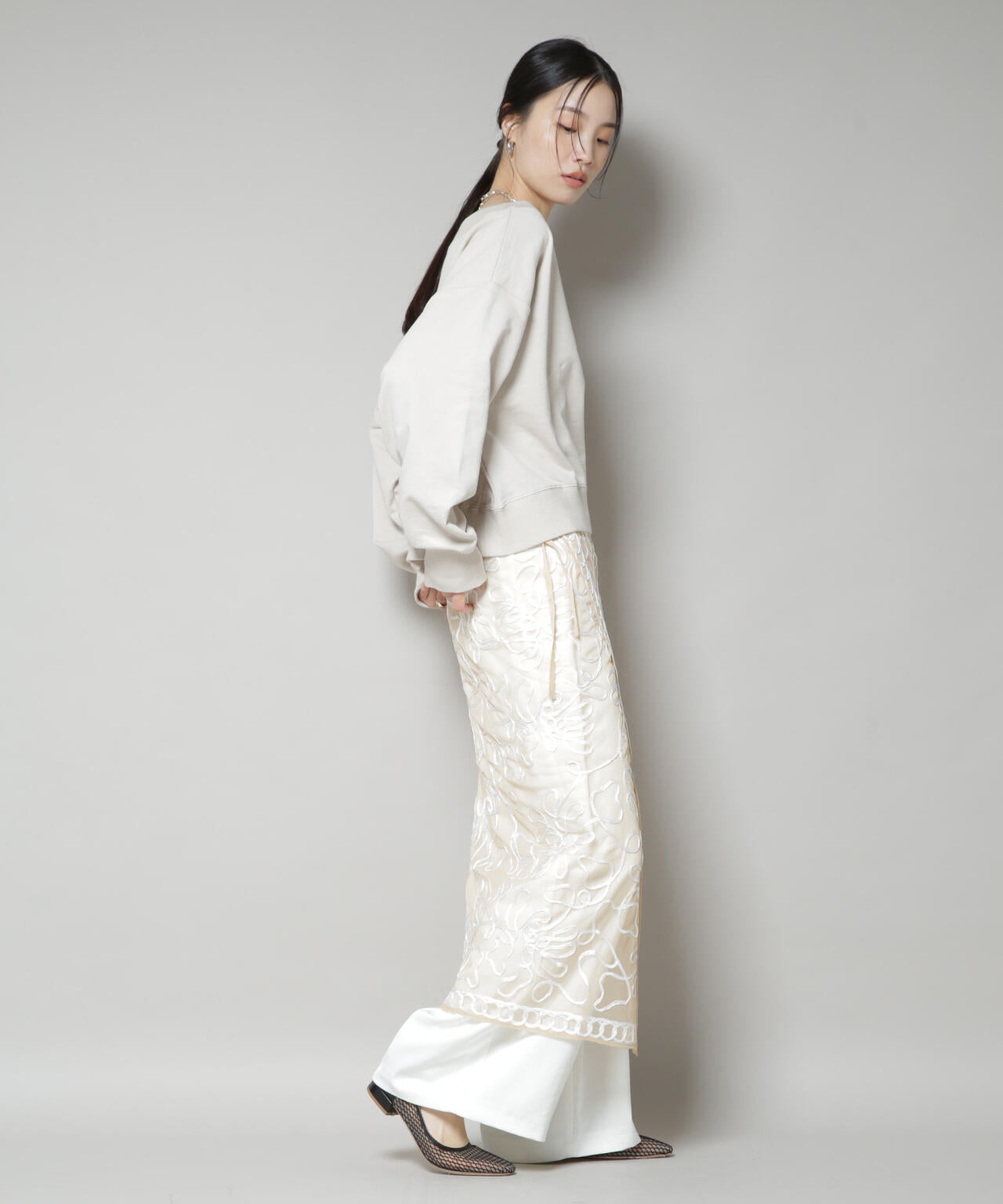 Sara mallika/TULLETAPEEMBROIDERY WRAP SKIRT 6715230011