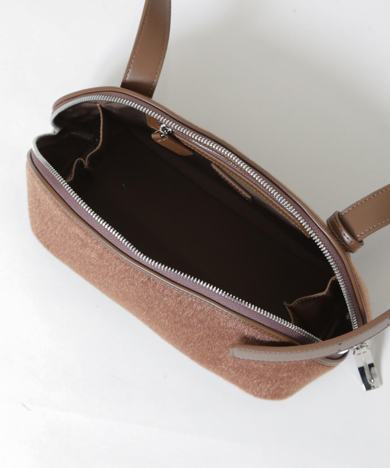 ADD CULUMN/FIGRE BODYBAG HAIR CALF 6715232385