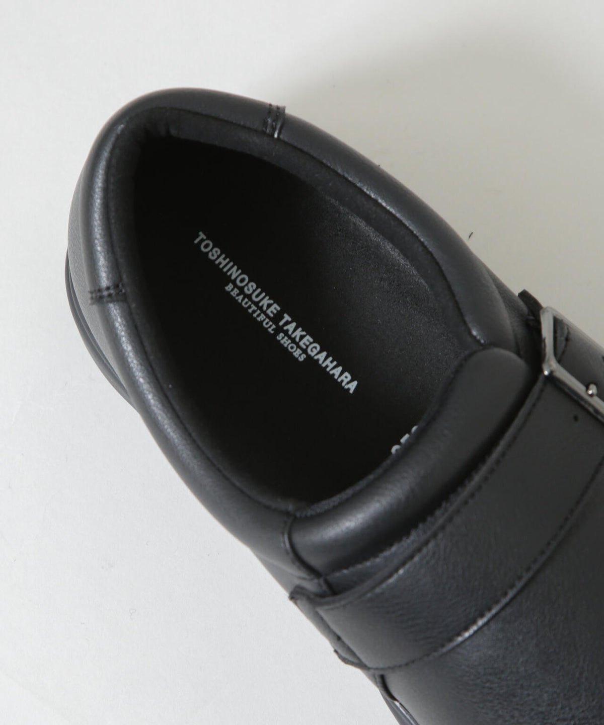 BEAUTIFUL SHOES/ONE STRAP TRI-PAD 6715233099