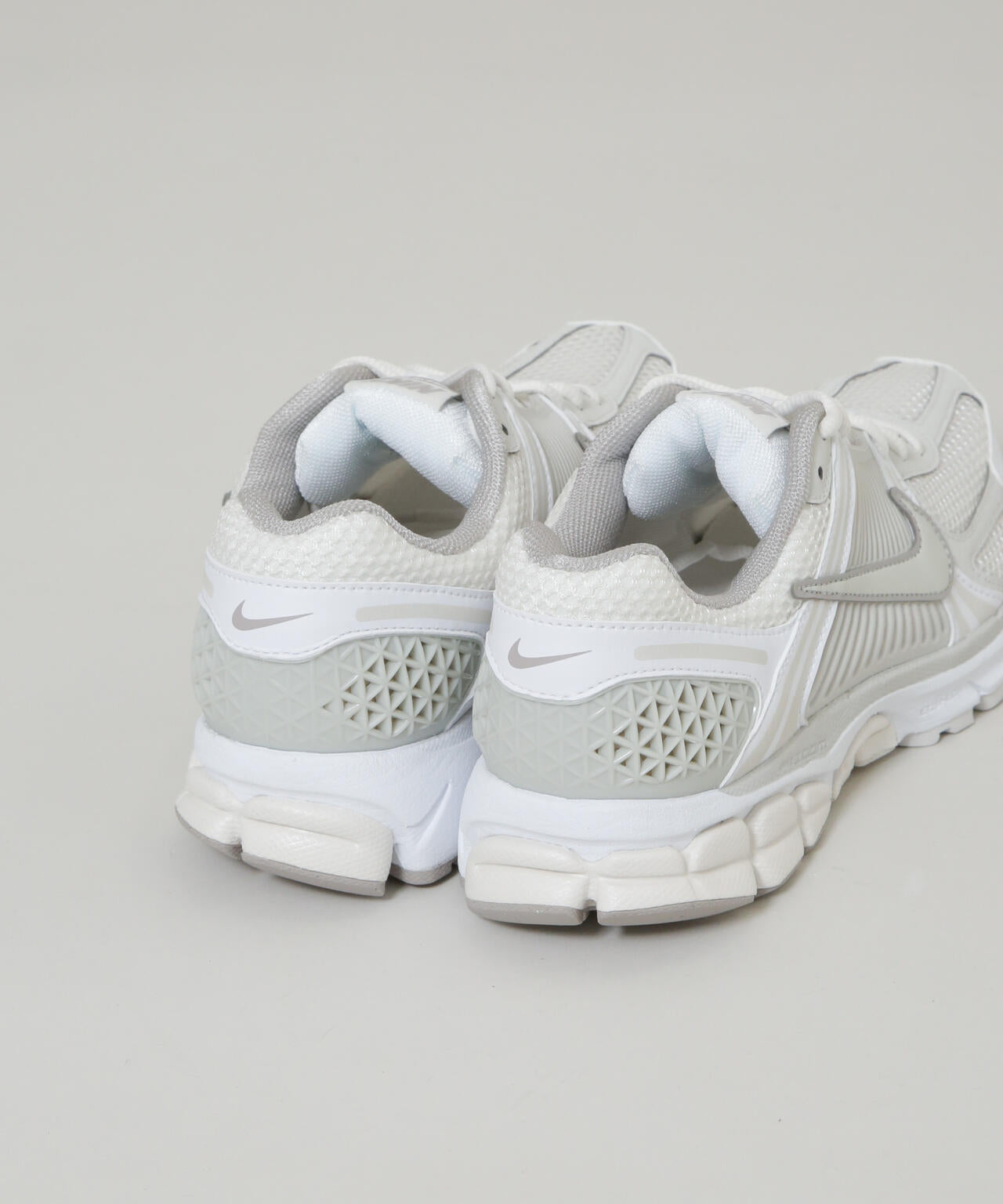 NIKE/ナイキ ウィメンズ ズーム ボメロ 5 6715234076