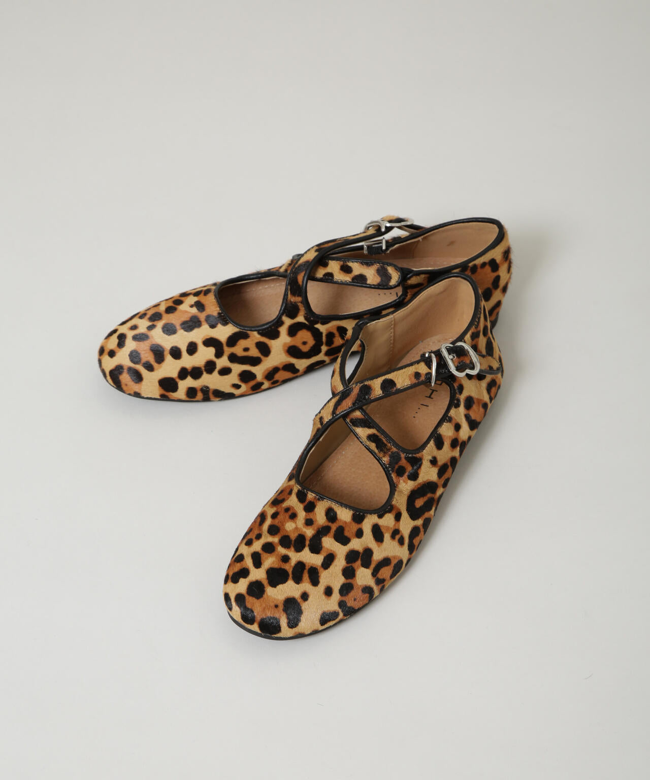 MOHI/ハラコクロスストラップシューズ 6715235007