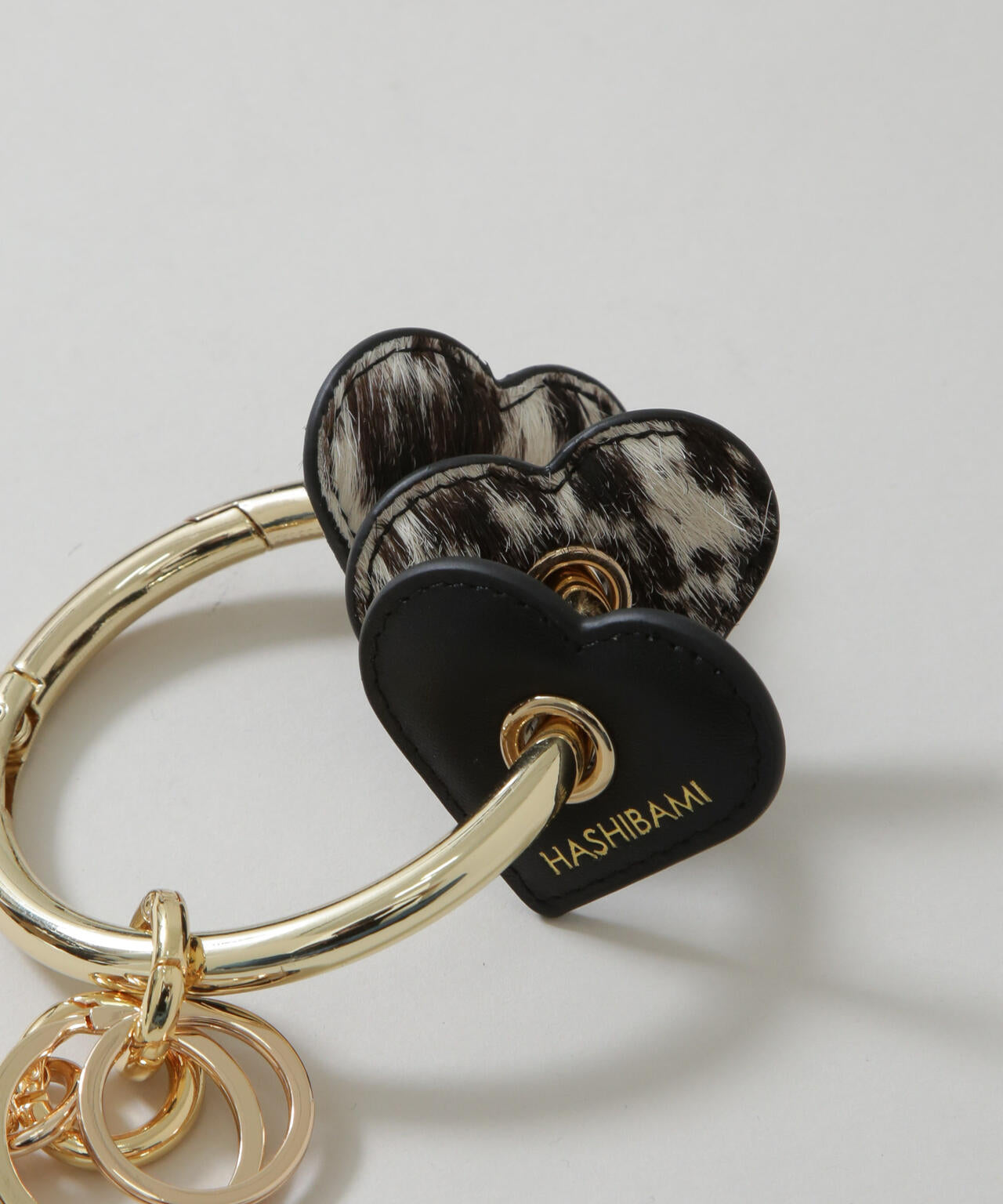 HASHIBAMI/ハートクッション カウヘアー スマホリング 6715253011