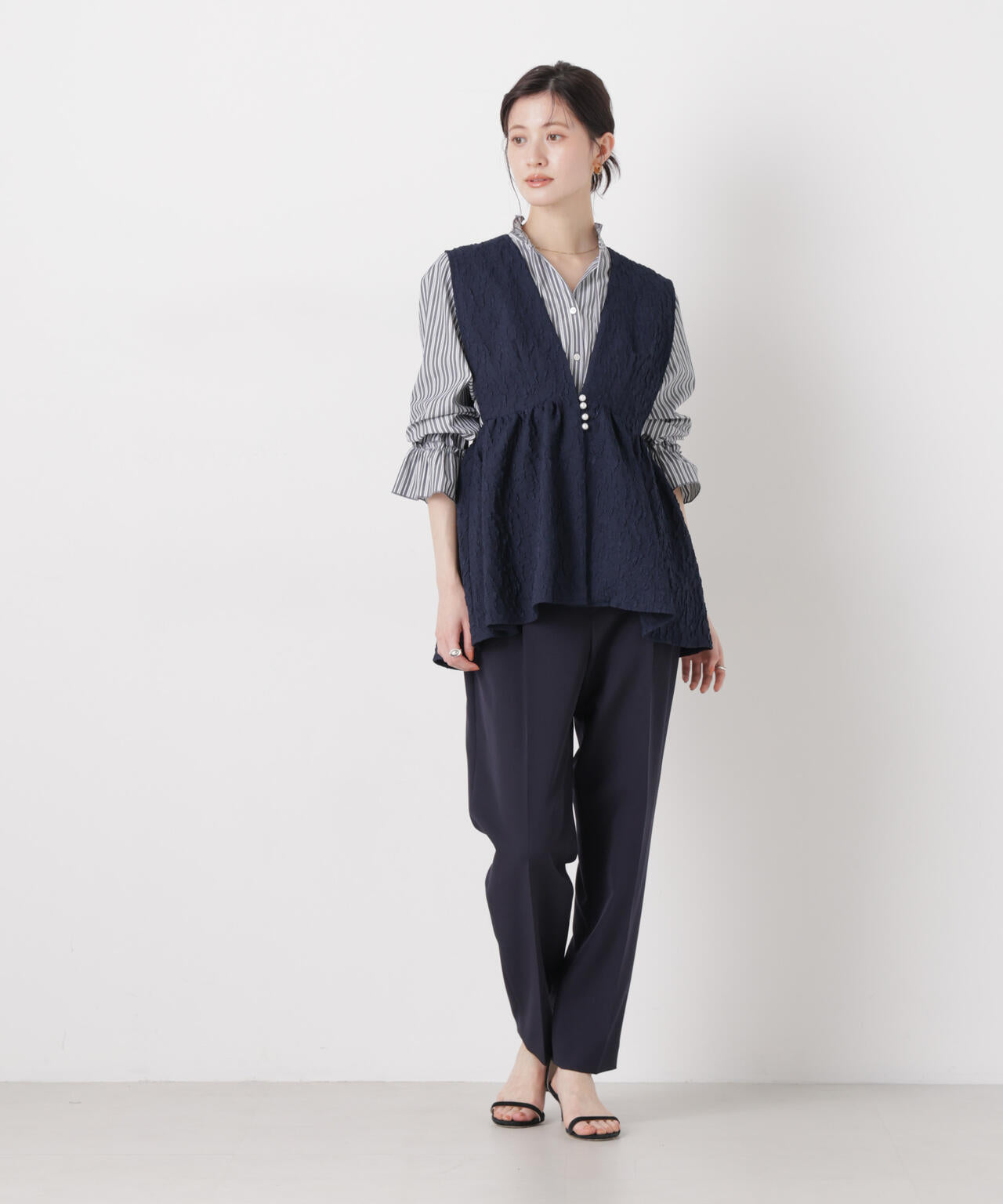 troisieme chaco/別注 PUFFY JACQUARD ジレ 6716116002