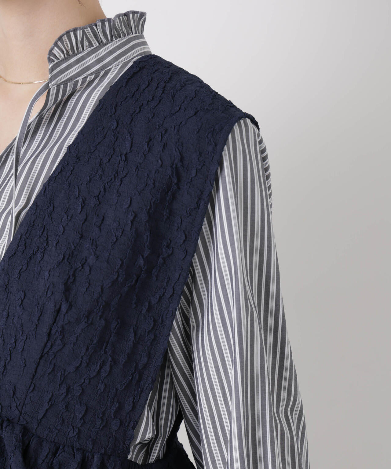 troisieme chaco/別注 PUFFY JACQUARD ジレ 6716116002