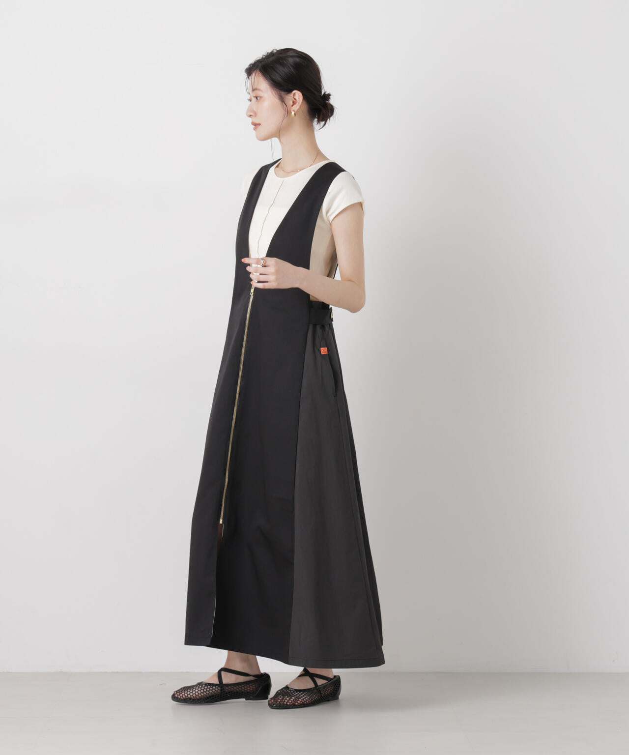 UNIVERSAL OVERALL/TWILL JUMPER SKIRT 6716119002