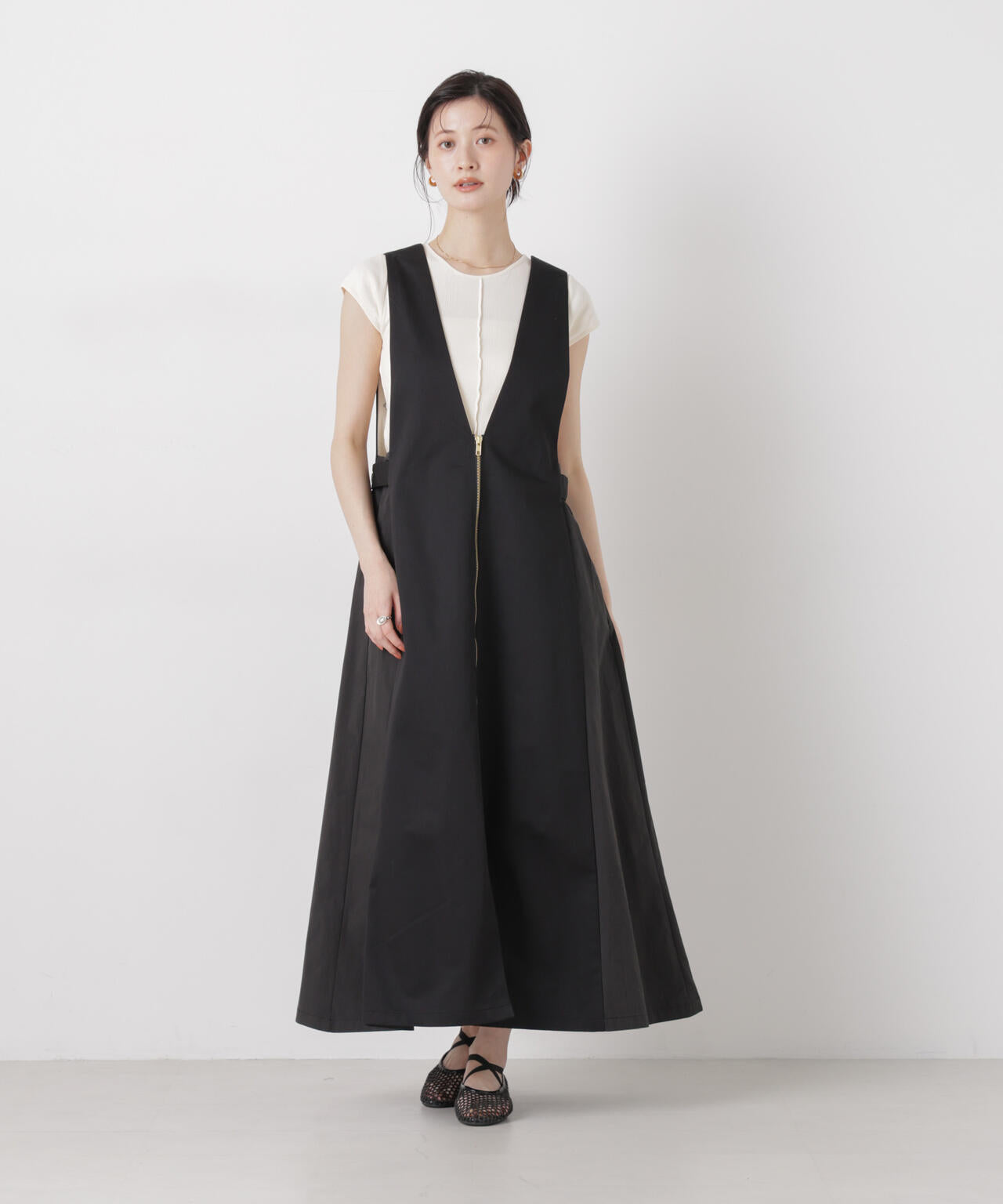 UNIVERSAL OVERALL / TWILL JUMPER SKIRT