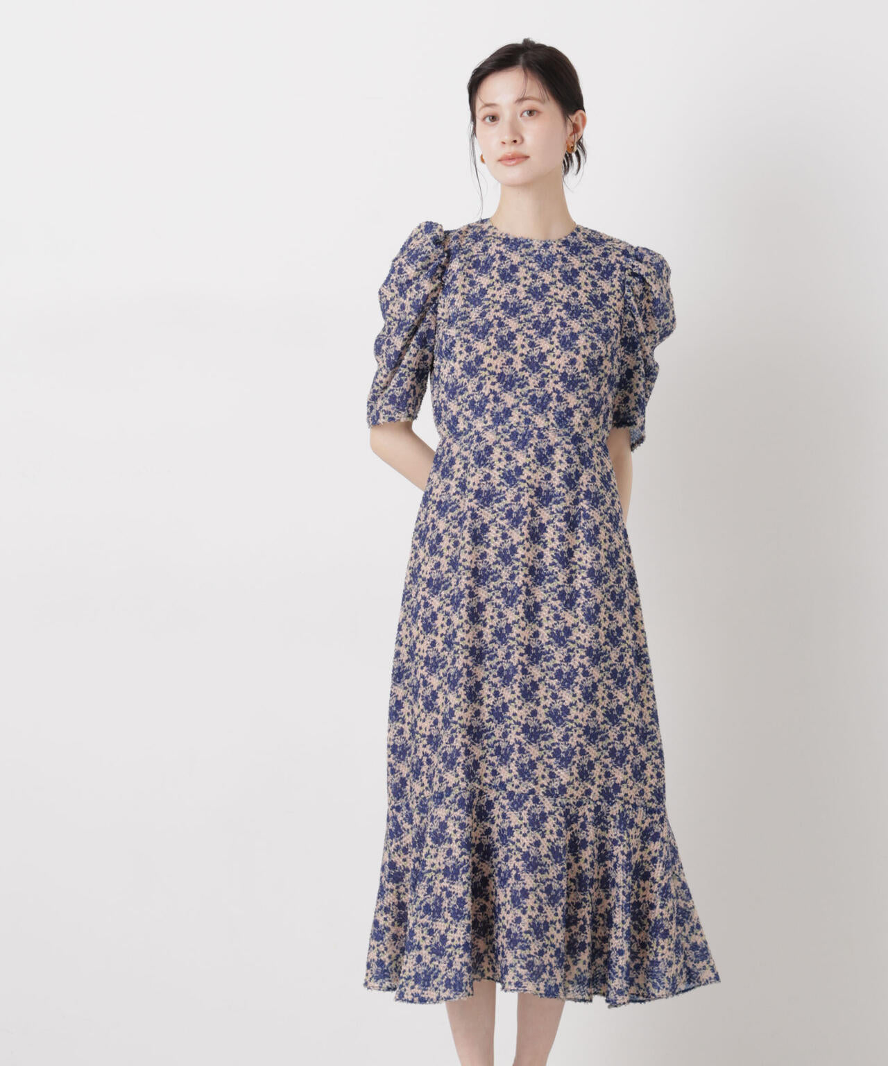 troisieme chaco/別注 CUT JACQUARD ワンピース 6716119017