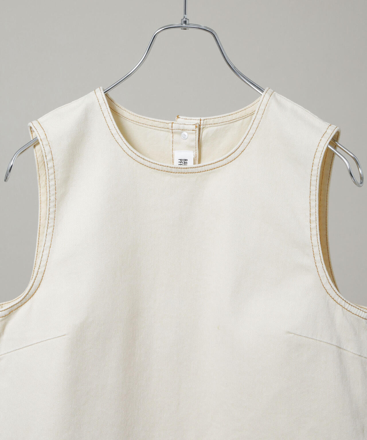 BAUM UND PFERDGARTEN/TWILL フリルトップス(セットアップ可) 6716121004
