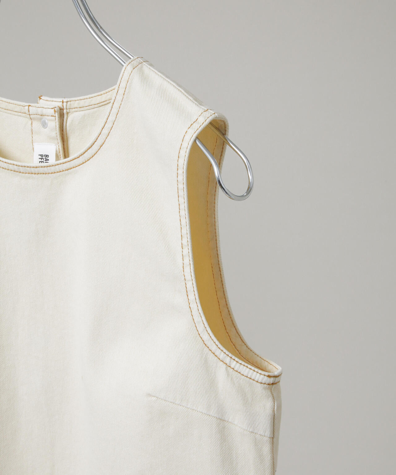 BAUM UND PFERDGARTEN/TWILL フリルトップス(セットアップ可) 6716121004
