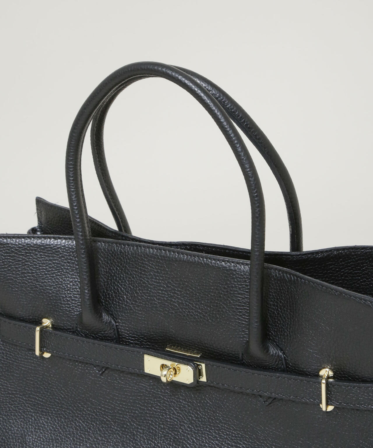 AULENTTI/レザーターンロックモチーフビッグトート 6716132027