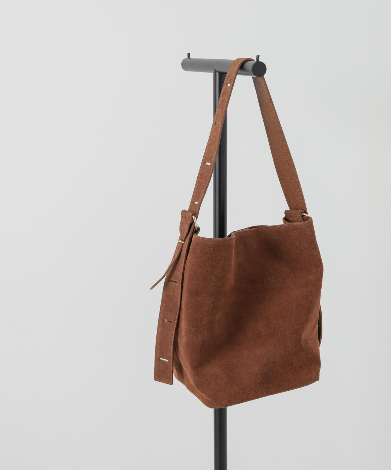 AULENTTI/スエードワンショルダーバッグ 6716132029