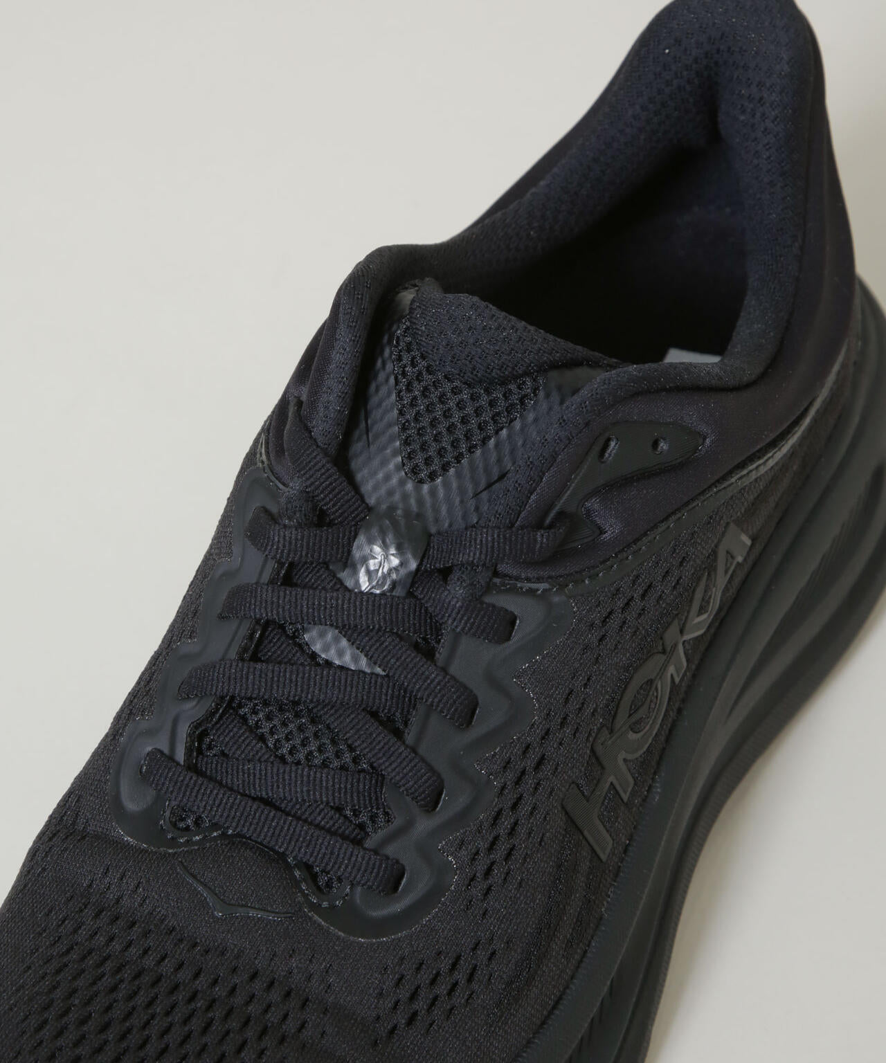 HOKA/Bondi 9 6716134001