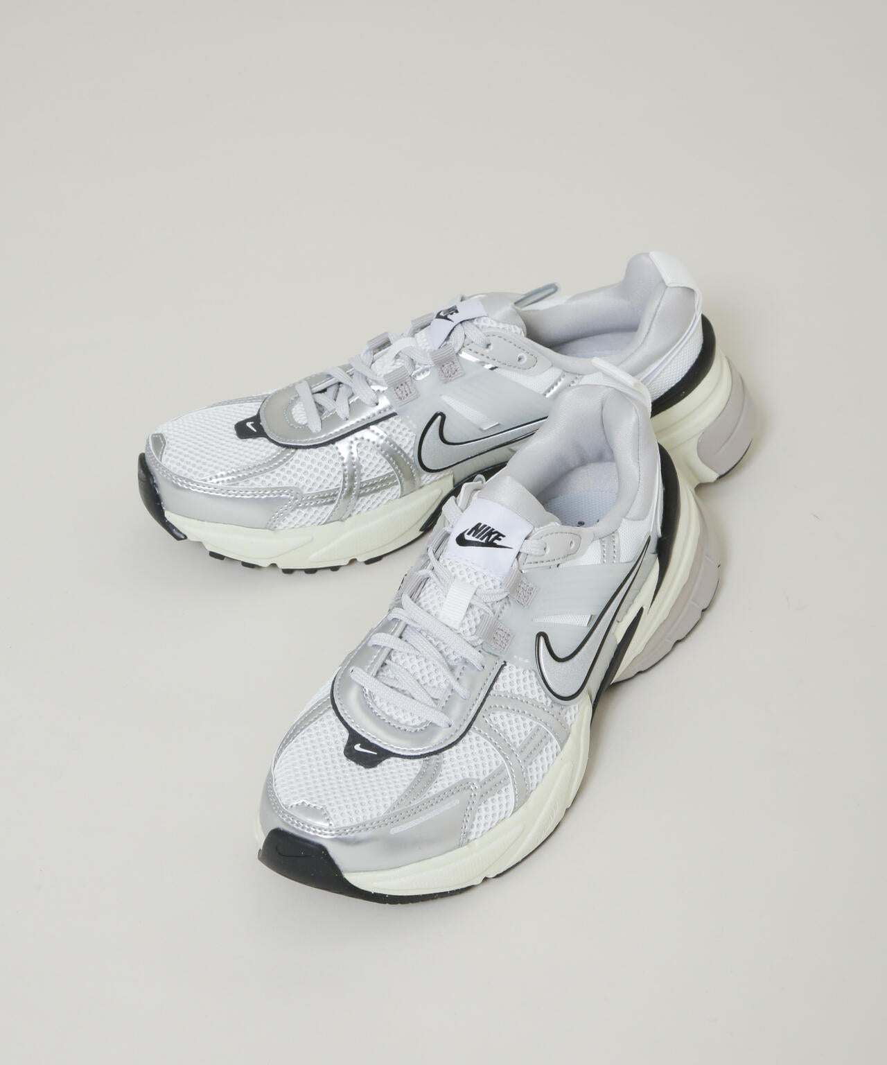 NIKE/ナイキ ウィメンズ V2K ラン 6716134012