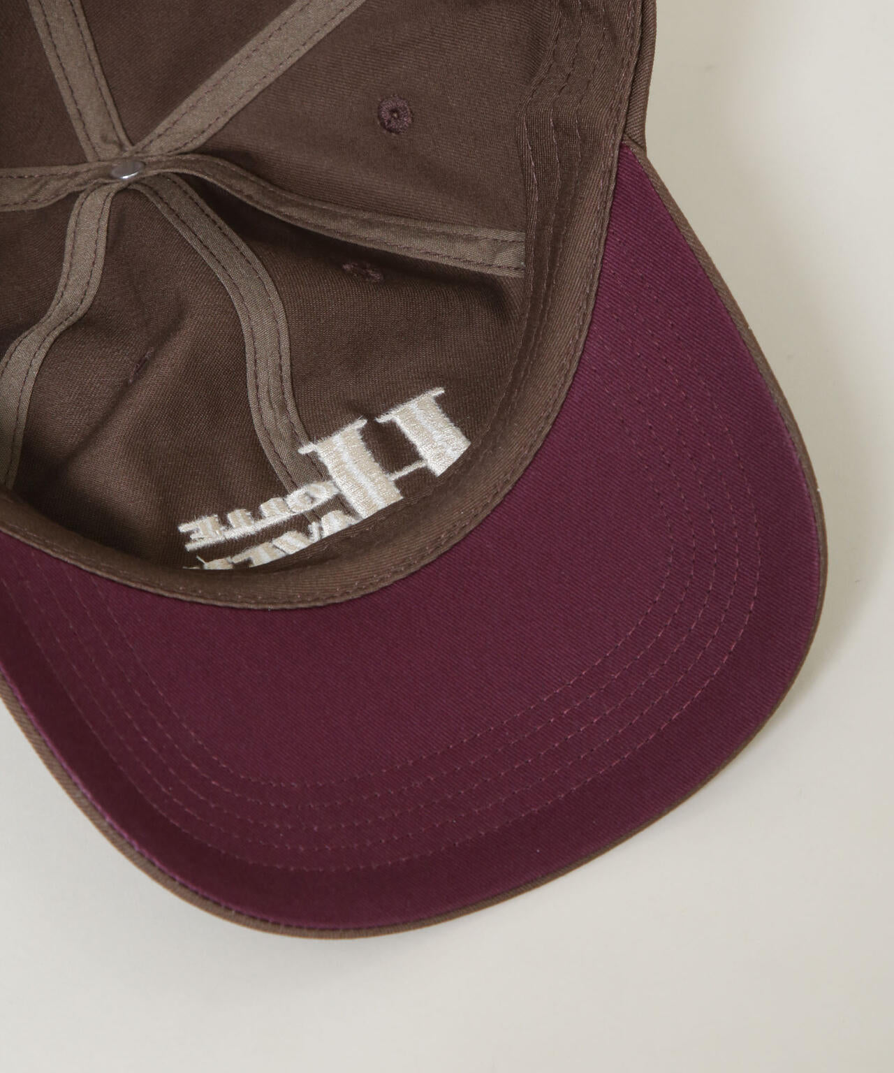 LY/Boeken cap 6716139007